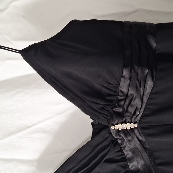 3/$20--Vintage Black Neglige, Faux Diamonds, 38C - Picture 5 of 16